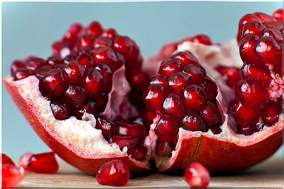 Cut pomegranate