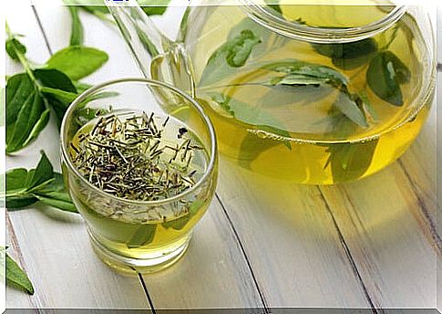 Green tea offers multiple health benefits.